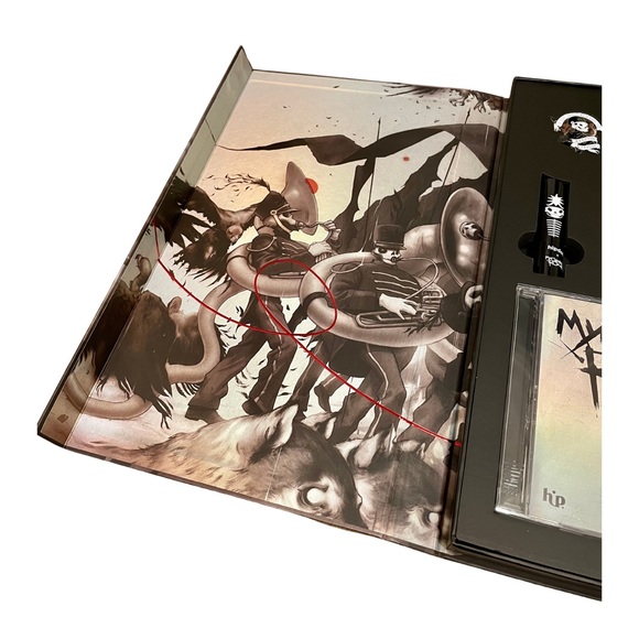 HIPDOT MCR My Chemical Romance Black Parade Collectors Box | NWT - Picture 3 of 6